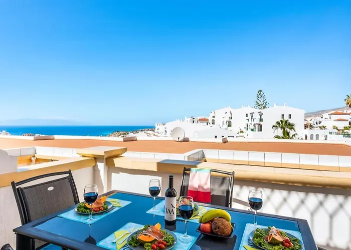 B16 Windsor Park, Exclusive Sea View, Heated Pool * Costa Adeje (Tenerife)