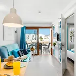 B16 Windsor Park, Exclusive Sea View, Heated Pool アパート *