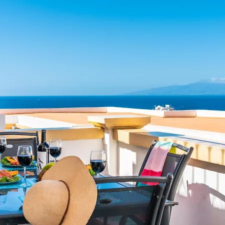 Apartment B16 Windsor Park, Exclusive Sea View, Heated Pool *