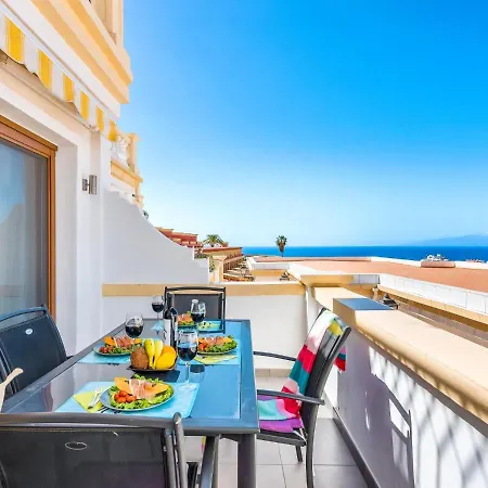 Apartment B16 Windsor Park, Exclusive Sea View, Heated Pool *