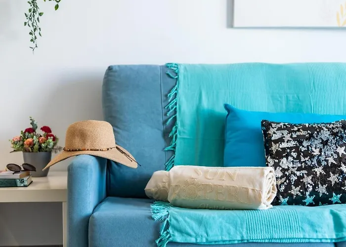 B16 Windsor Park, Exclusive Sea View, Heated Pool Apartamento