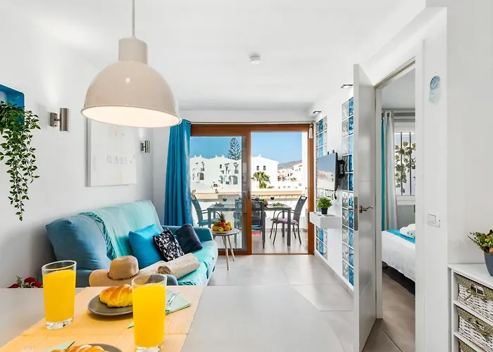 B16 Windsor Park, Exclusive Sea View, Heated Pool Daire *